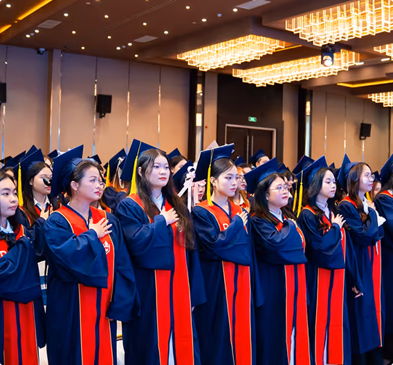 Sinh viên Trường Đại học Hùng Vương